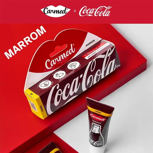 Carmed Hidratante Labial Coca Cola Marrom 10g